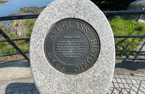 Lovely apartment overlooking the harbour and bay - Photo 29