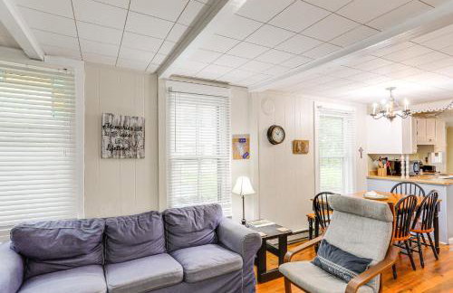 Walk to Lake Historic Lakeside Marblehead Cottage - Foto 4