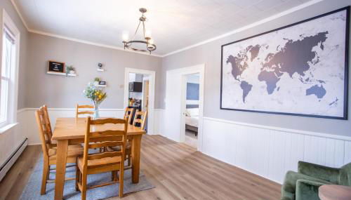 Peaceful Home in Heart of Oshkosh - Photo 2