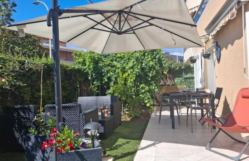 Lovely apartment with private garden and a swimming-pool - Foto 5