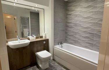 2 bedroom luxury flat in quiet village of Bishopton - Foto 10