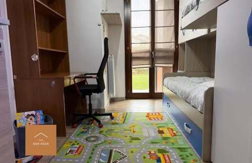 Large apartment with private garden - Foto 10
