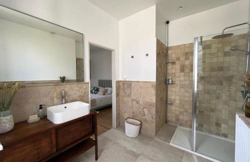 La Madeleine, nichée au cœur de Saint-Émilion - Foto 9