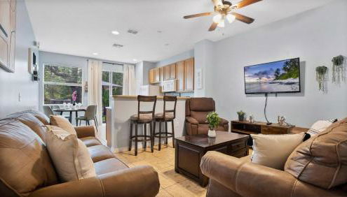 Family Friendly Townhome Near Attractions - Foto 2