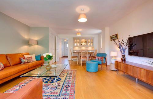 Stylish luxury on edge of Cambridge Free Parking Pass the Keys - Foto 5