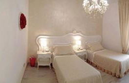 Alloggio Turistico GIULIETTA e Romeo - INTERO APPARTAMENTO - Villafranca di Verona, Zimmer, Holiday Rooms - Foto 7