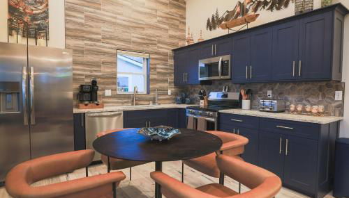 Cabin 7 (1-Bed, Modern-Luxury w. Hot Tub) - Foto 2