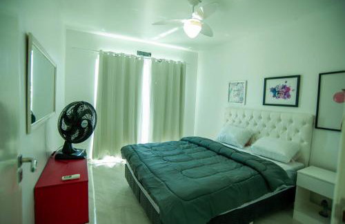 Casa com Piscina, Quadra de Areia e Churrasqueira - Foto 17