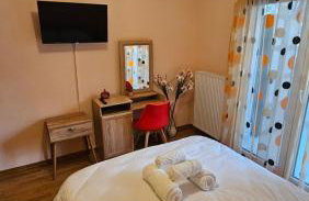 Pilea Comfy Home - Photo 21