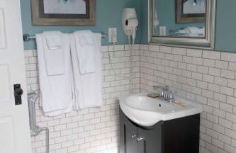 Sauerdough Lodging - Photo 9