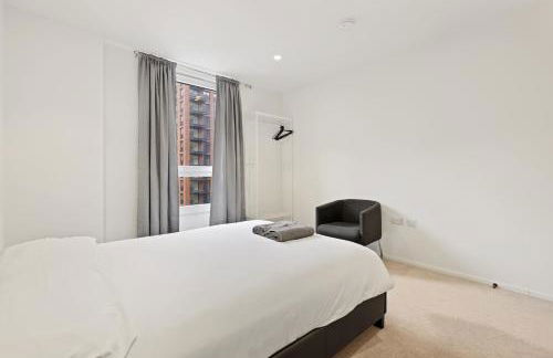 Excel Riverside 2 Bed - Photo 7