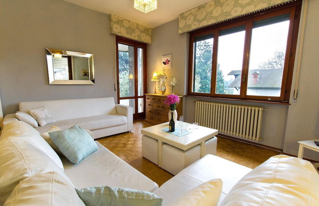 Connie s Apartment in Monvalle - Photo 14