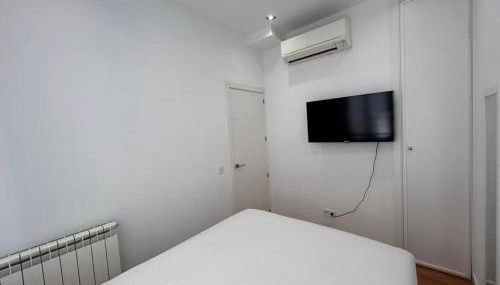 Flat in the Barrio de Las Delicias, Madrid - Photo 3