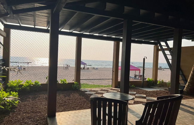 Oceanfront Luxury Private Villa in Ambalangoda - Foto 1