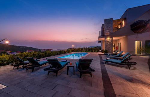 Luxury Villa Bava-5minutes to center - Foto 46
