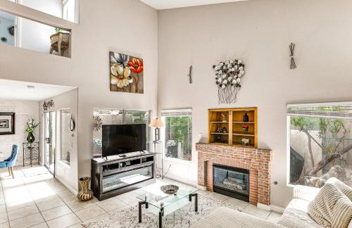 Pool Access Beautiful Modern Home in Las Vegas! - Photo 6