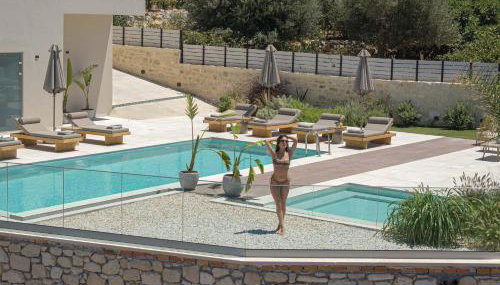 Georgia Villa - With Private Heated Pool - Foto 3, Garden, sunbed, Garden view