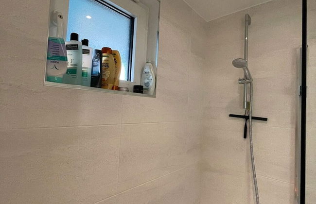 Bright 1BD Flat W/balcony - Heart of Brixton! - Foto 13