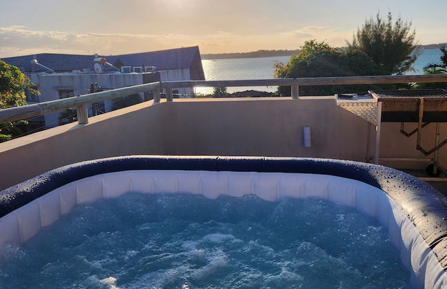 Luxury beachfront villa with private pool and cozy Pavillon with private jacuzzi on rooftop terrace - Photo 38