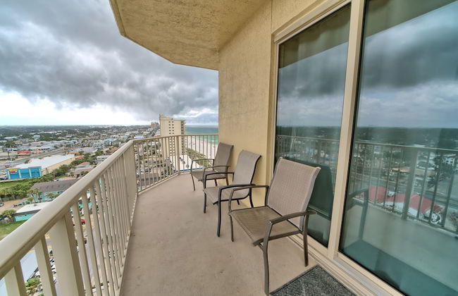 Unit 1501 2 Bedroom Condo by RedAwning - Foto 28