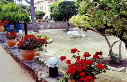 Apartamento con jardín a 11 metros de la playa. CG. - Foto 56