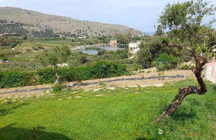 Georgioupoli Studio 2 with a pool and lake views - Foto 20