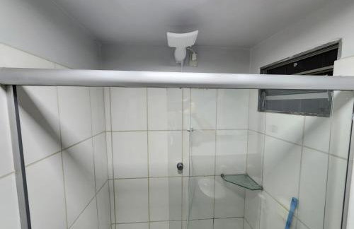 Suíte2 Privativa Climatizada Mobiliada com Garagem e Wi-Fi - Foto 8