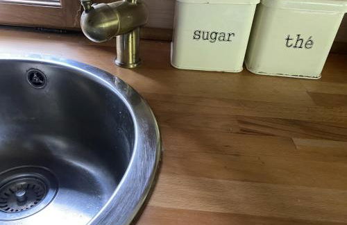 Roulotte enchantée dans le parc d'un château vendéen - Photo 21