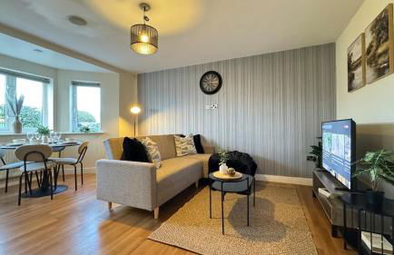 Stylish 2 Bedroom Apartment With 2 Bathrooms and Free Gated Parking - Foto 4