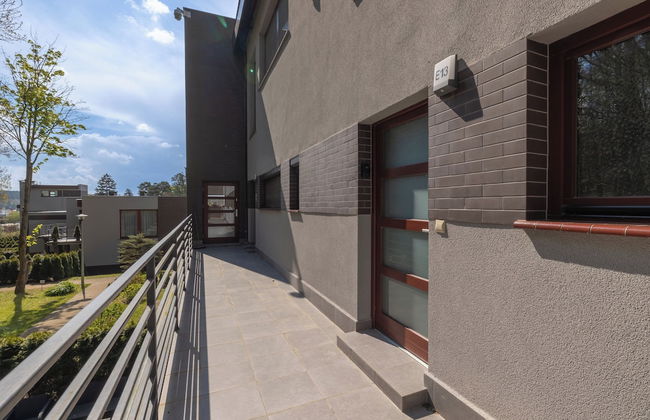 Apartment With Pool by Renters Prestige - Photo 38