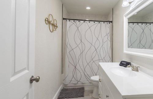 Entire Home with Air Hockey and Firepit - Photo 50