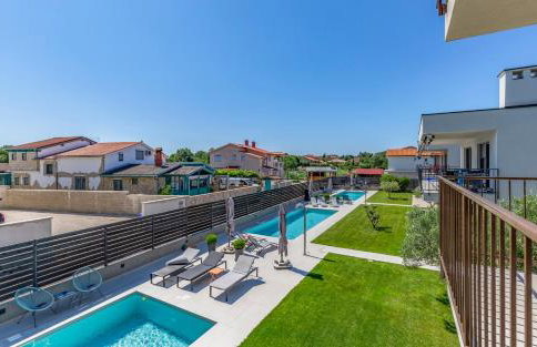 AP Caci mit Pool - istriensonne 0712-0737 - Foto 2