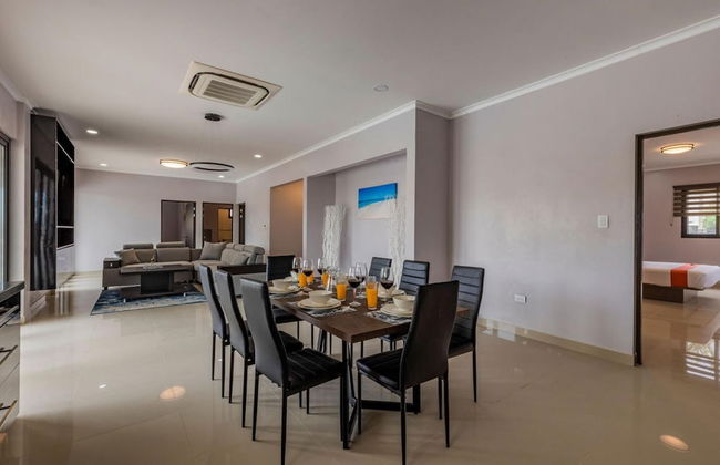 NEW 6BR Villa w Pool Across Street Palmbeach - Foto 48