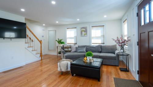 Elegant 4BR Home Yard 4 Parking in Dedham - Foto 3