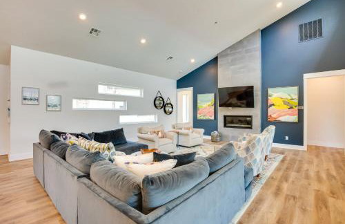 Relax Fireside! Waterfront Malakoff Home with Pool - Foto 4