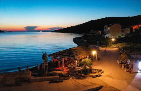 Gorgeous Home In Veli Rat - Photo 9