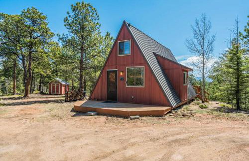 Slope Summit Rustic A-Frame Cabin w Scenic Views - Photo 31