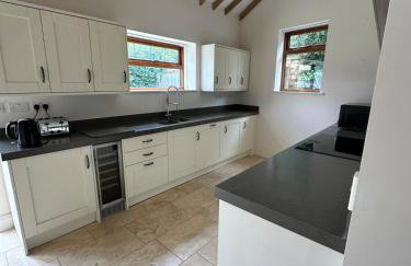 character filled barn renovation - Foto 50