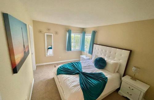 Stunning Panoramic Waterfront Pool Home Escape - Foto 44