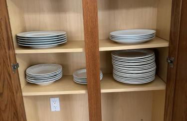 Gorgeous 4 bedroom 2,5 bath Home with Heated Pool, Spa & Game Room close to DFW Airport - Photo 25