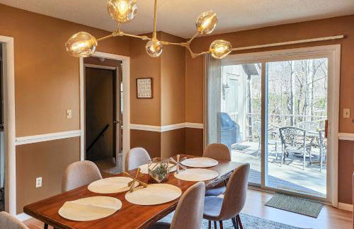 Hike, Golf and Swim! Rumbling Bald Resort Mtn Home - Photo 8