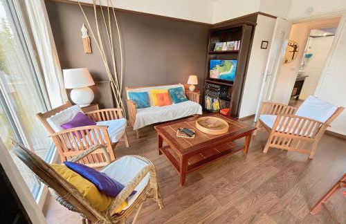 Maison atypique -Jardin, terrasse & cabane perchée - Foto 8