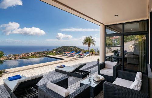 Exquisite Madeira Villa Villa Funchal Luz 5 Bedroom Heated Pool - Foto 1