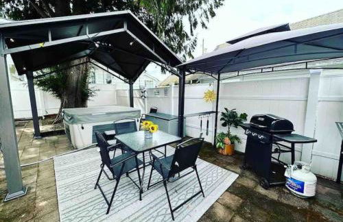 BoDekes N Tacoma Landing with HOT TUB near University - Foto 8