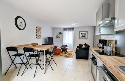 Maison calme et charmante au cœur du Berry, près des sites historiques, avec jardin privatif et parking. - FR-1-591-585 - Foto 7