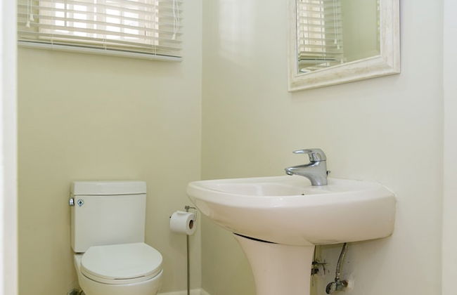 2 Bedroom Townhouse at Surbiton Square - Foto 25