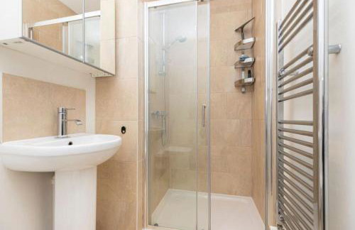 CHERRY MEWS by BOURNECOAST - A Detached Holiday Home with Parking and a Garden - HB7358 - Foto 14