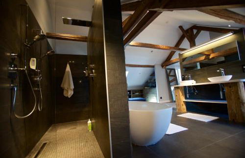 Annecy LakeLodge Lakeside Modern 7 bedroom Retreat - Foto 15