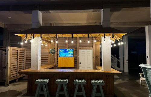 Hot Tub, Gas Grill, Tiki Bar w/TV, Dog Friendly - Foto 33