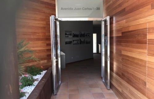 Luxury Apartment - Photo 21